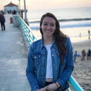 Meet your Posher, Courtney